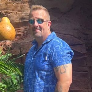 Meet your Posher, Ken